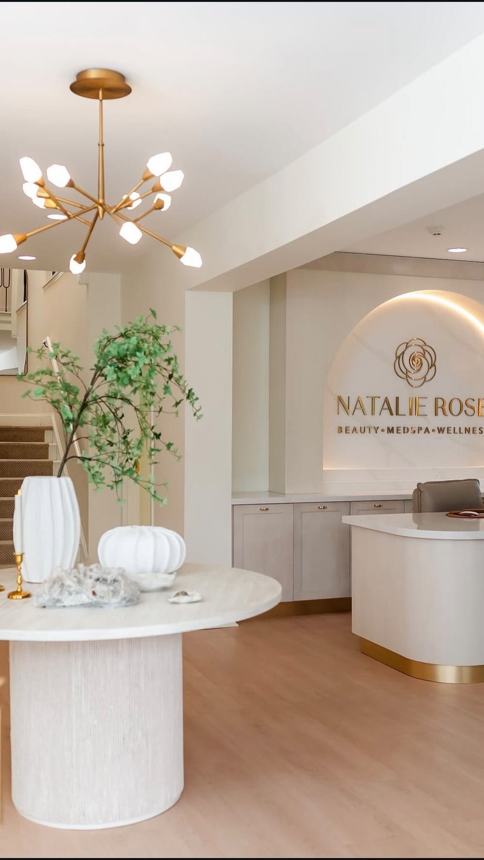 Post 3 by Natalie Rose on Instagram (video)