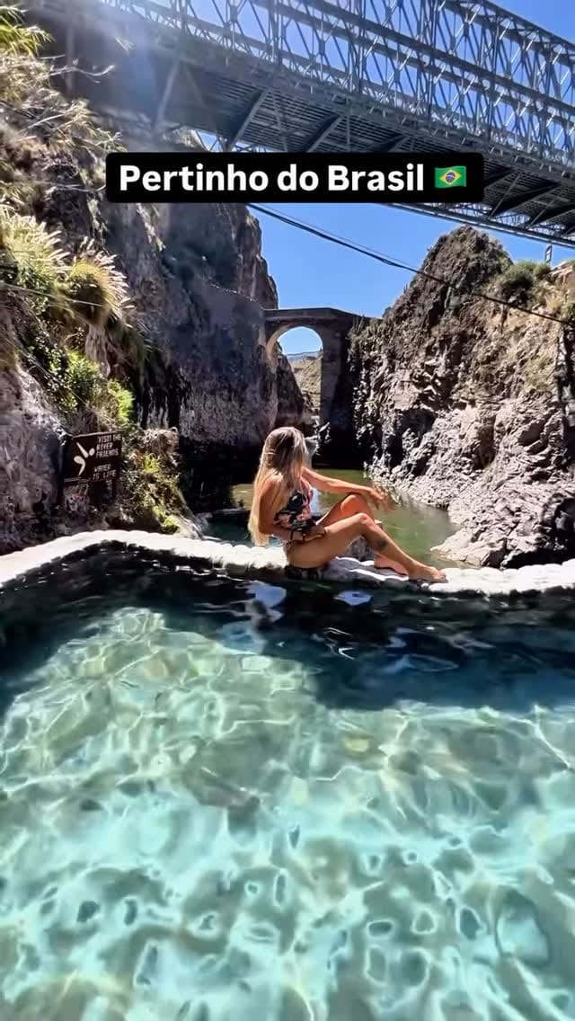 Post 2 by Paixão Por Viajar on Instagram (video)