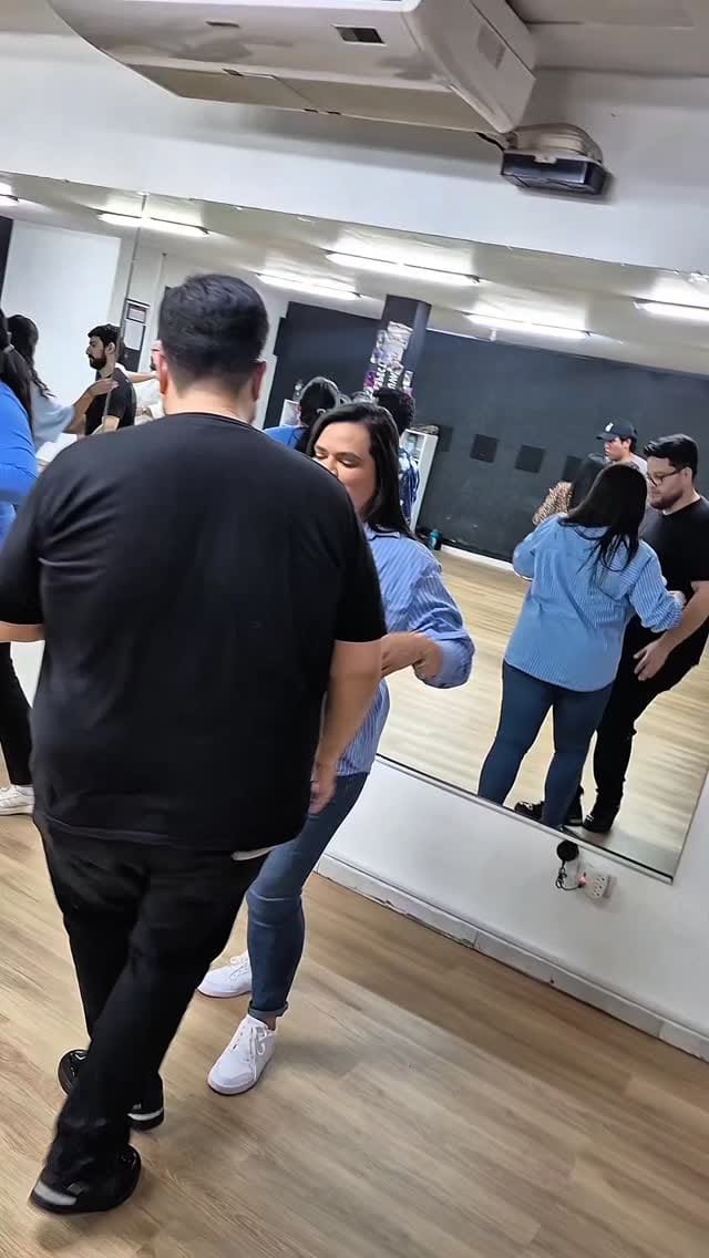 Post 9 by LATINS DANCE COMPANY | Salsa & Bachata on Instagram (video)