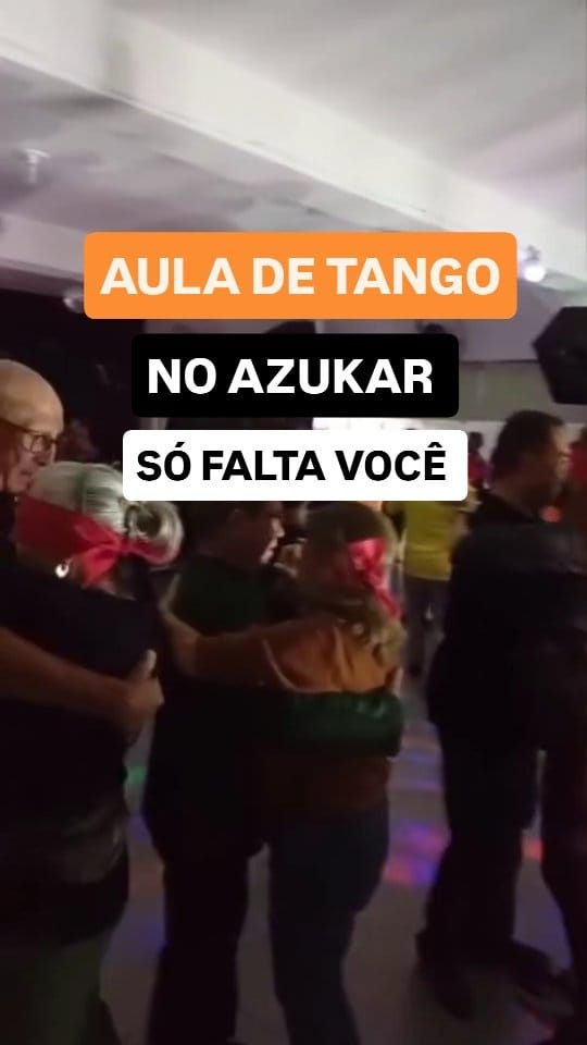 Post 10 by Azukar Studio de dança on Instagram (video)