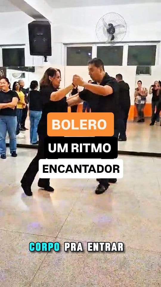 Post 2 by Azukar Studio de dança on Instagram (video)