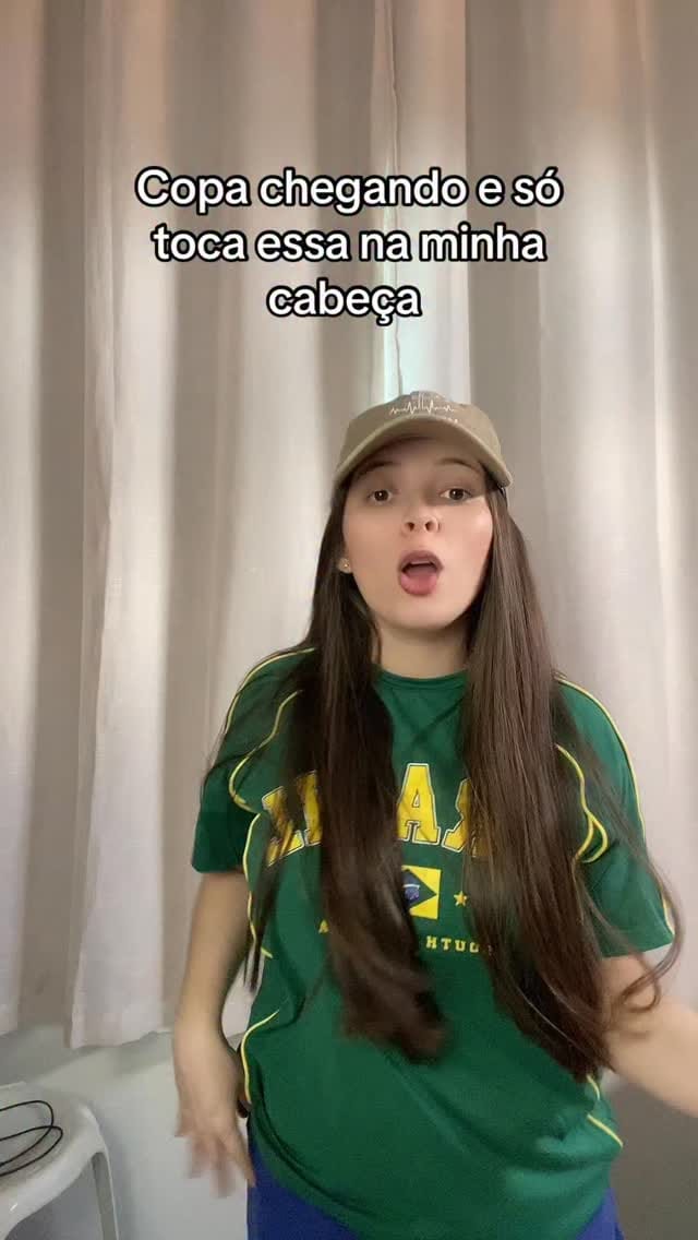 Post 7 by Letícia Moraes on Instagram (video)
