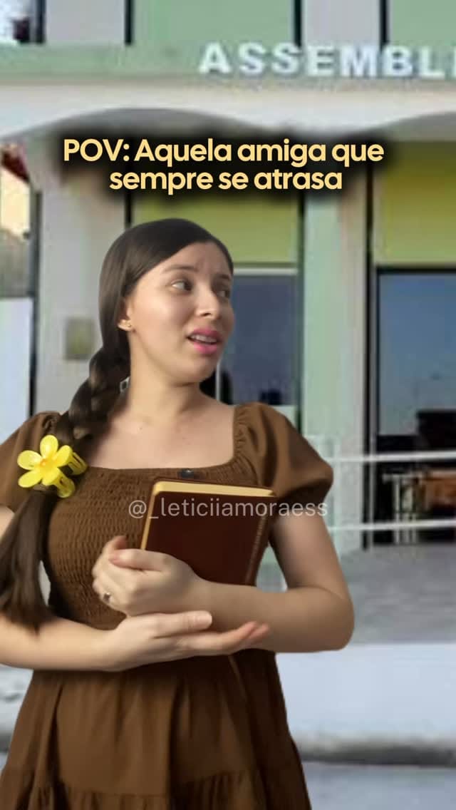 Post 4 by Letícia Moraes on Instagram (video)