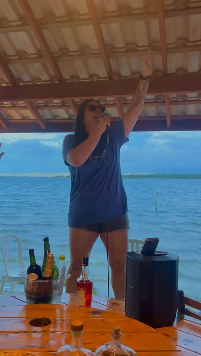 Post 6 by Camila Portela 🎙⚡️ on Instagram (video)