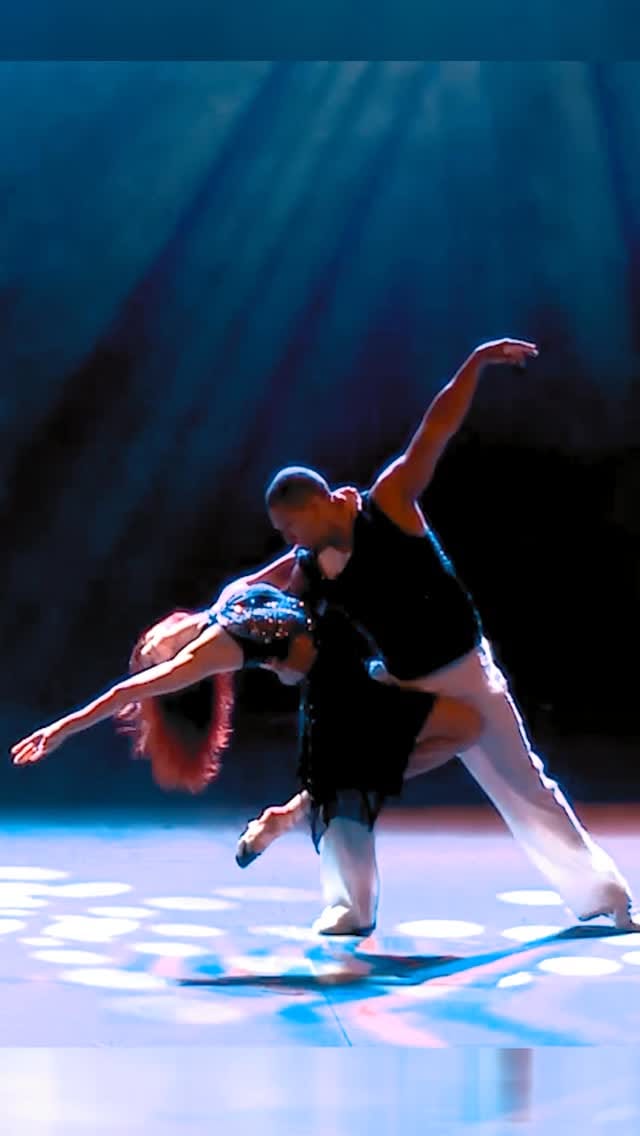 Post 3 by Kadu Pires and Larissa Thayane on Instagram (video)