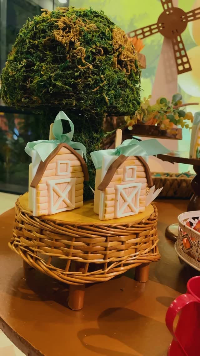 Post 9 by Mil Festas / decoração de festas on Instagram (video)