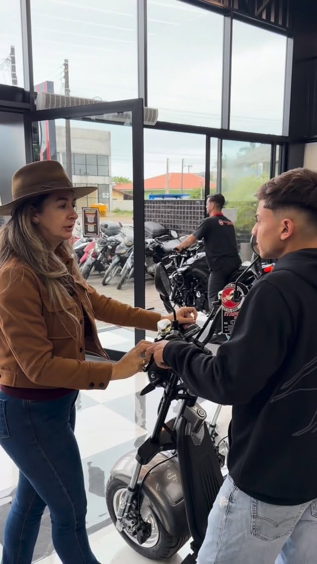Post 2 by ITAPEMA MOTOS on Instagram (video)