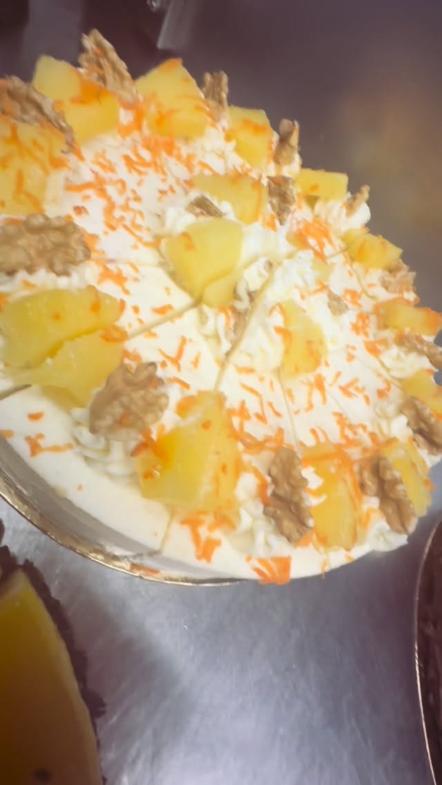 Post 3 by Serendipia Gastro Lounge on Instagram (video)