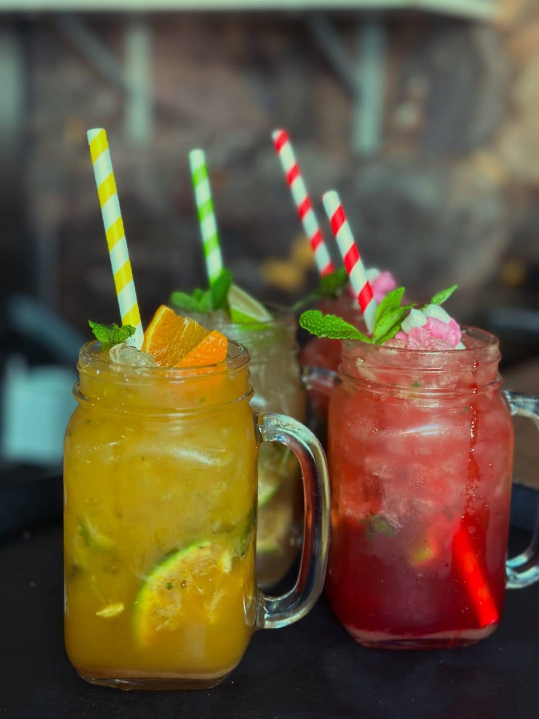 Post 10 by Serendipia Gastro Lounge on Instagram (image)