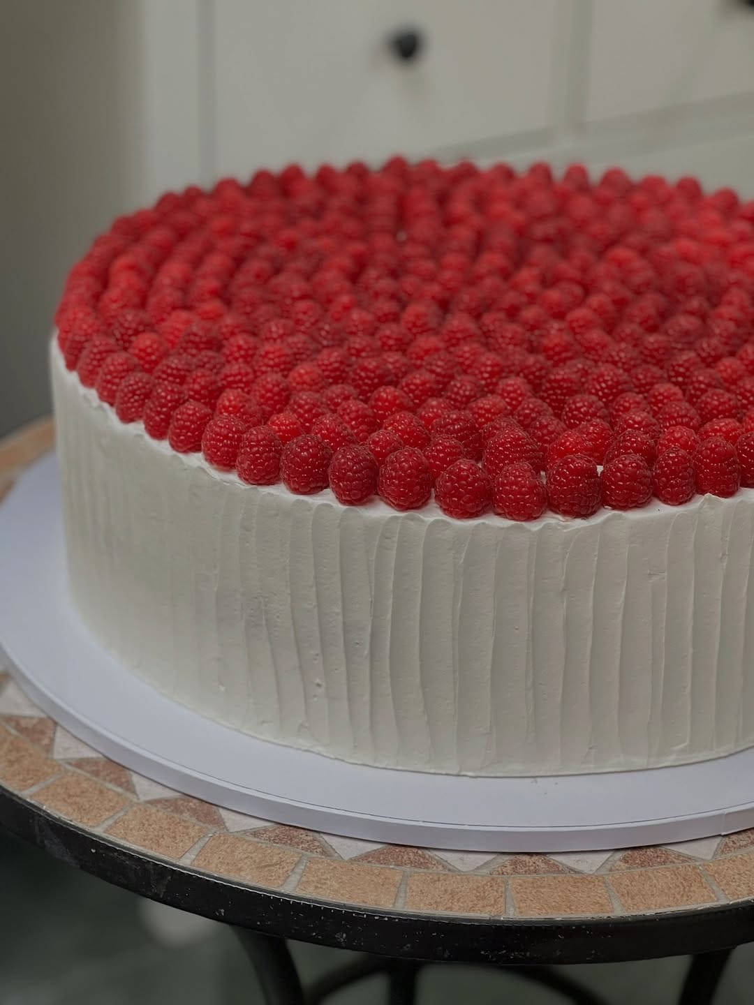 Post 6 by Pasteles personalizados Barcelona Cakes on Instagram (carousel)