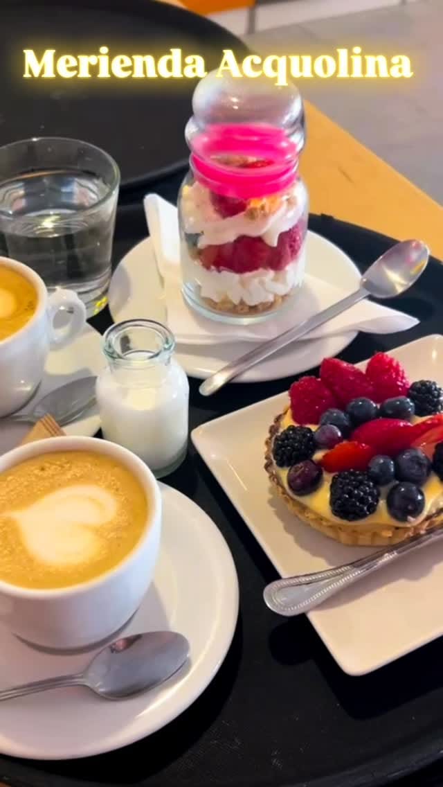 Post 4 by Acquolina Tartas on Instagram (video)