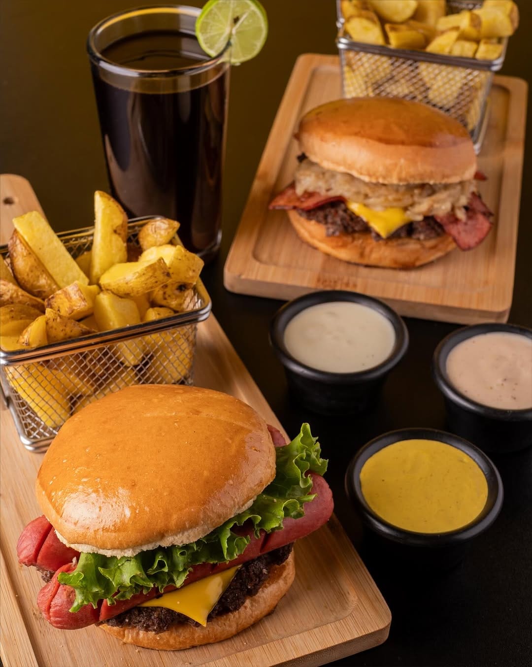 Post 10 by CHANGOS BURGER on Instagram (image)