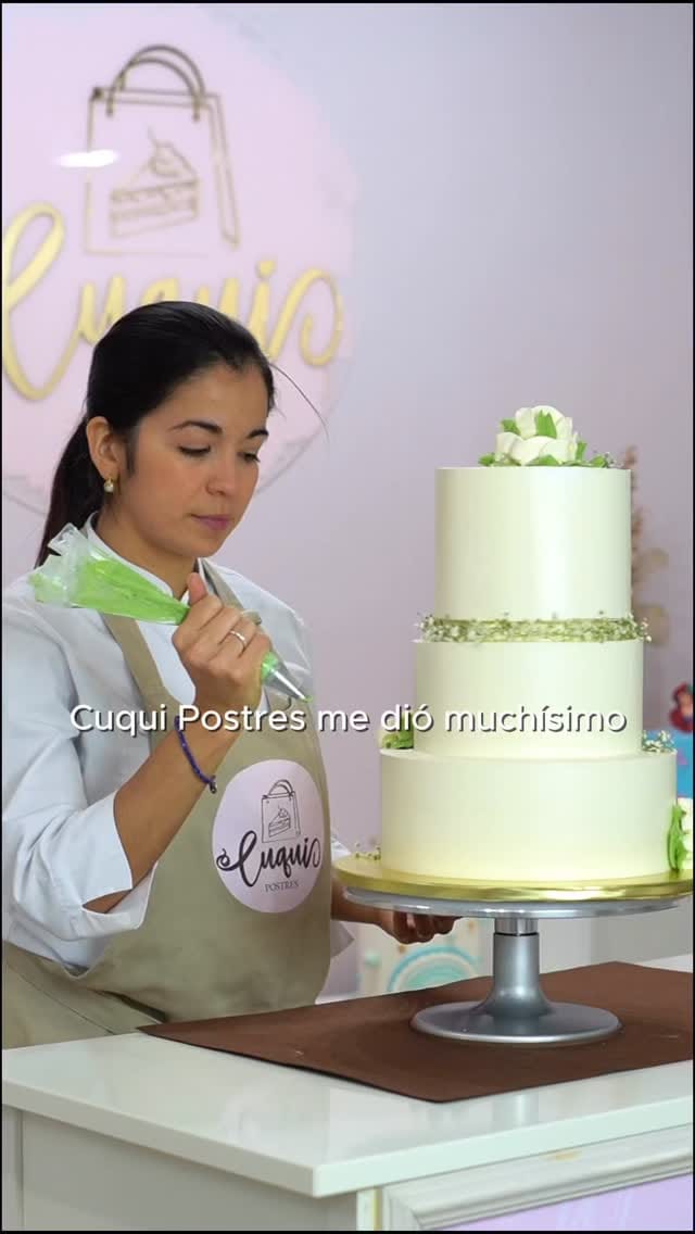 Post 1 by Cuqui Postres | Pastelería en Barcelona | Talleres presenciales on Instagram (video)