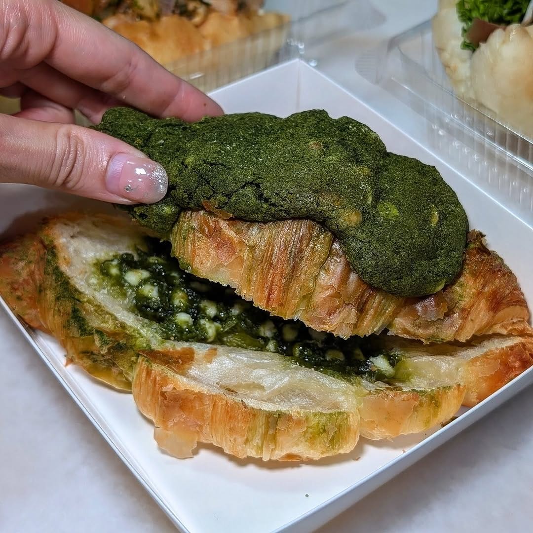 Post 5 by Kamome Bakery - Simply, Daily on Instagram (carousel)