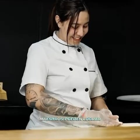 Post 5 by Naoki Taberna Japonesa on Instagram (video)