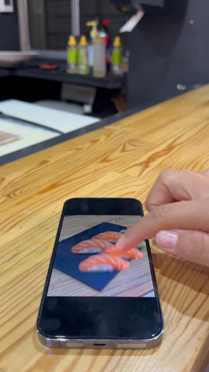 Post 8 by Naoki Taberna Japonesa on Instagram (video)