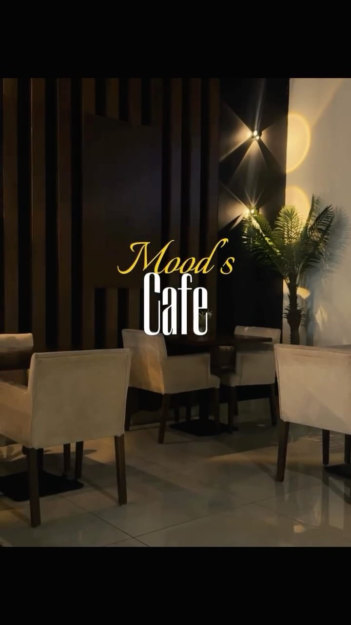 Post 1 by Mood’s café on Instagram (video)