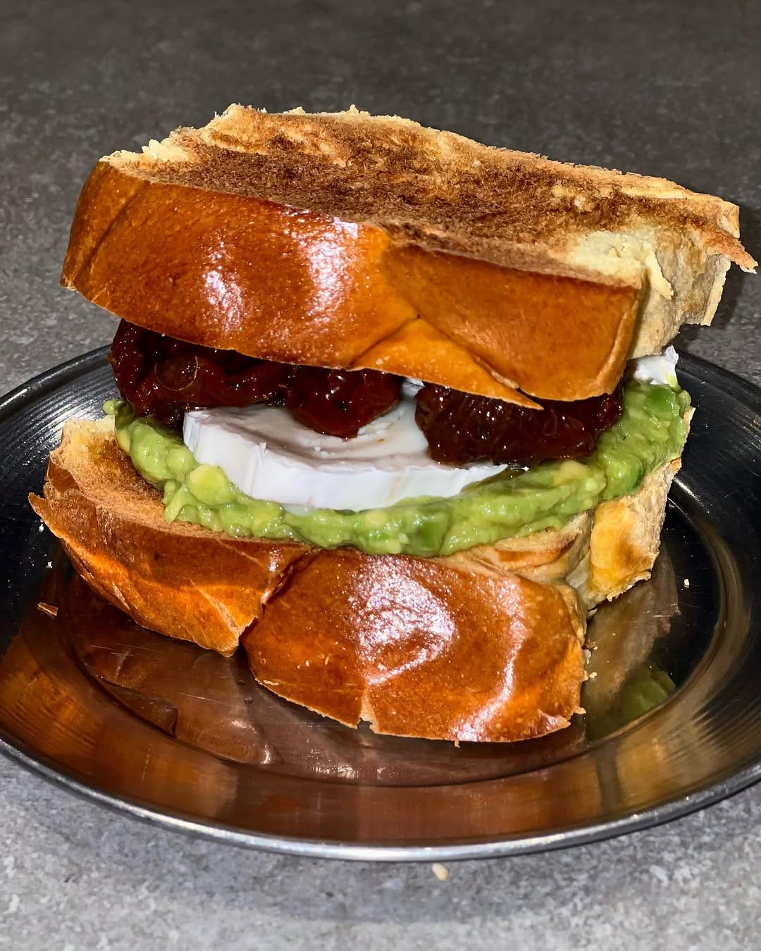 Post 10 by DOSIS CAFE on Instagram (image)