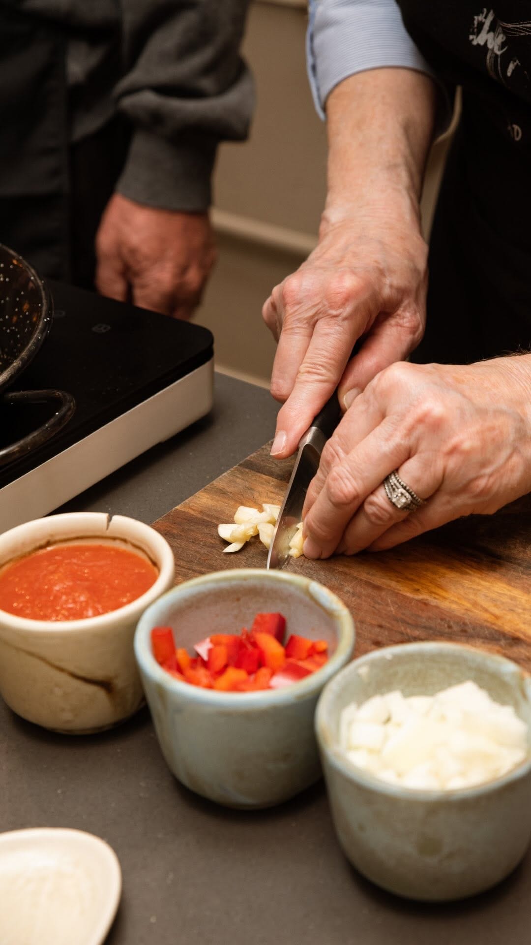 Post 4 by The Paella Club | Hands-On Gastronomic Experiences on Instagram (video)