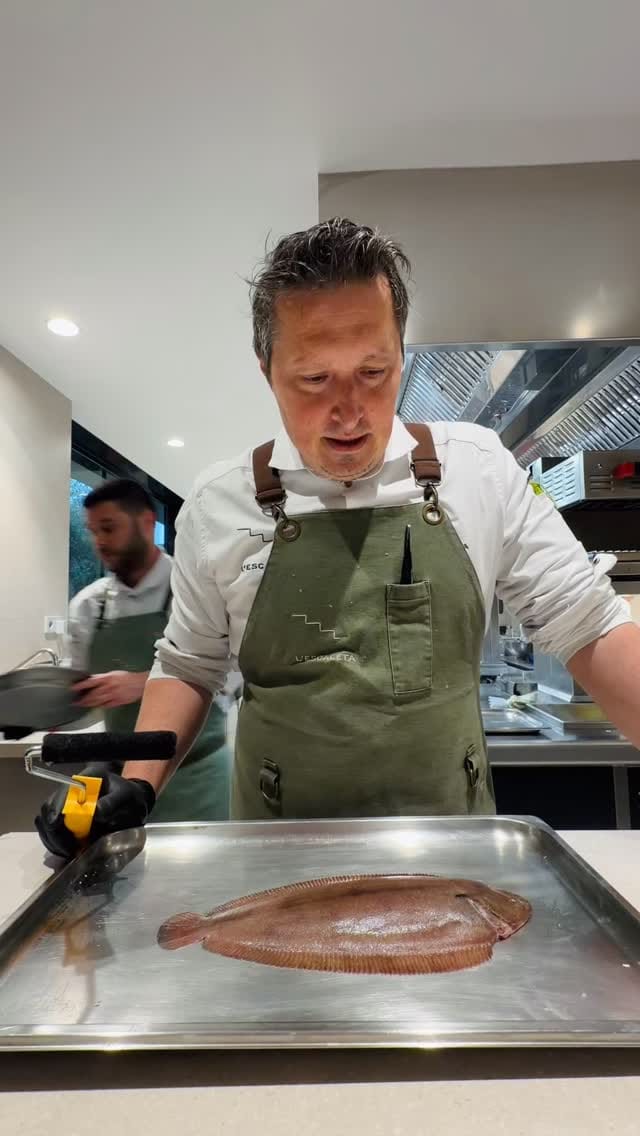 Post 8 by Kiko Moya on Instagram (video)