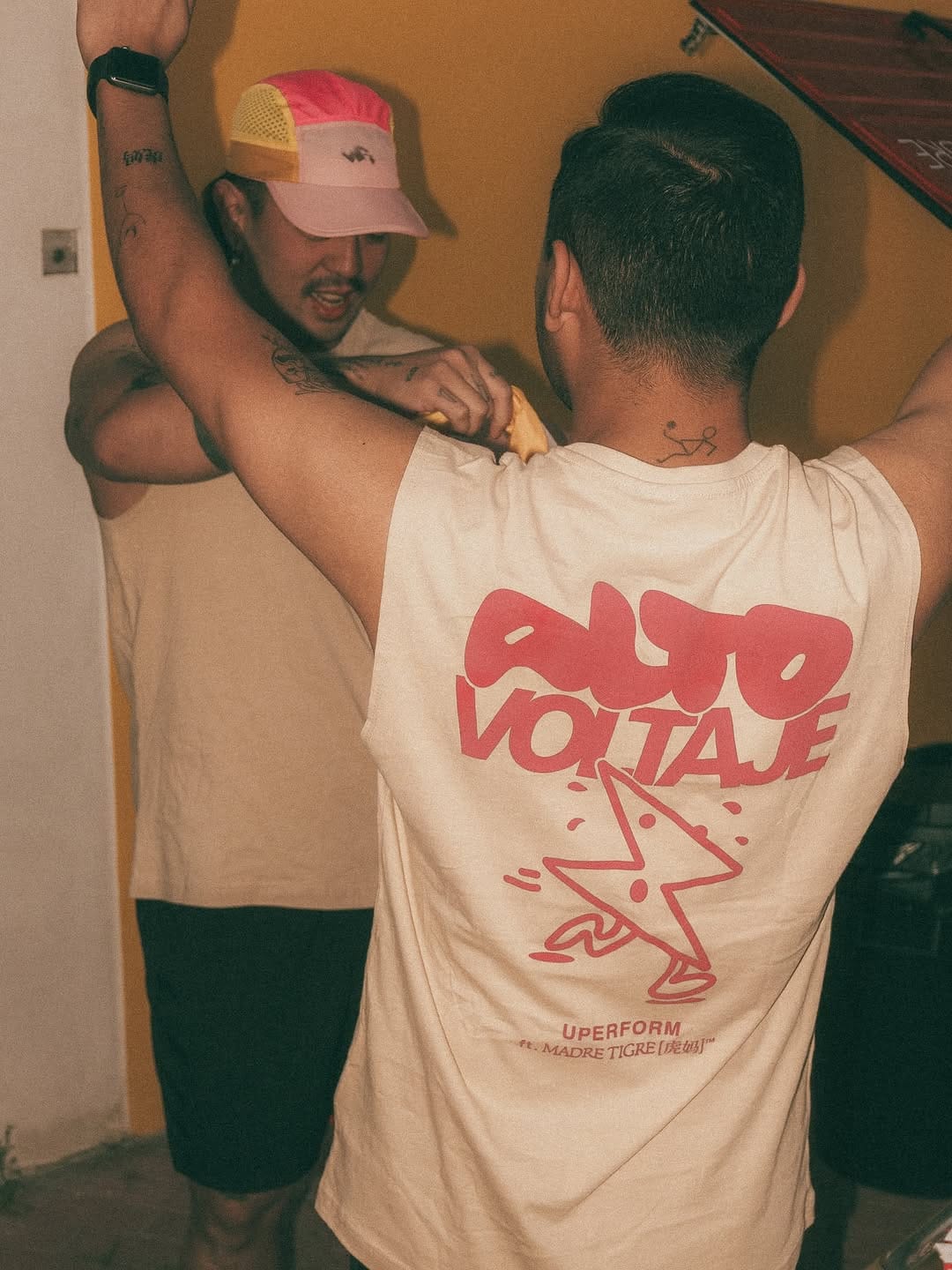 Post 4 by Vértigo Y Calambre on Instagram (carousel)