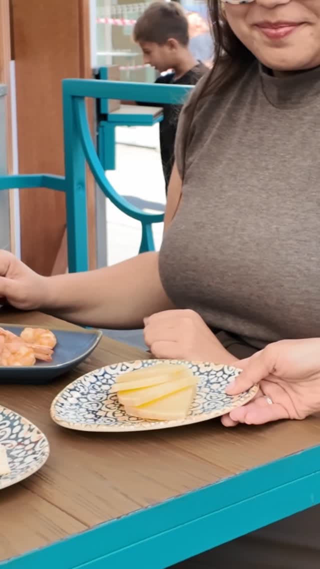 Post 3 by Freiduría La Mar | Comida andaluza on Instagram (video)