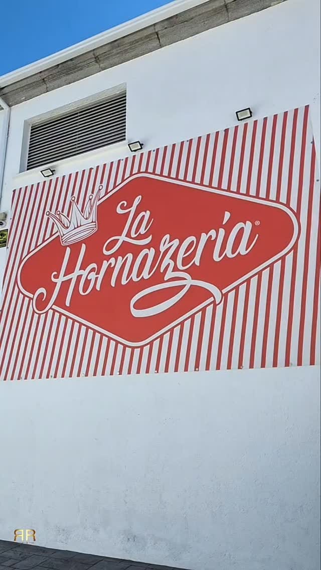 Post 2 by La Hornazería | obrador y tienda de pastelería on Instagram (video)