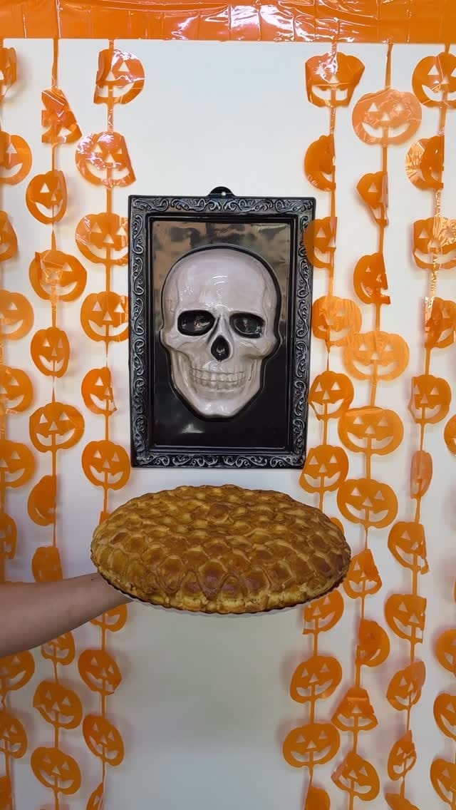 Post 9 by La Hornazería | obrador y tienda de pastelería on Instagram (video)