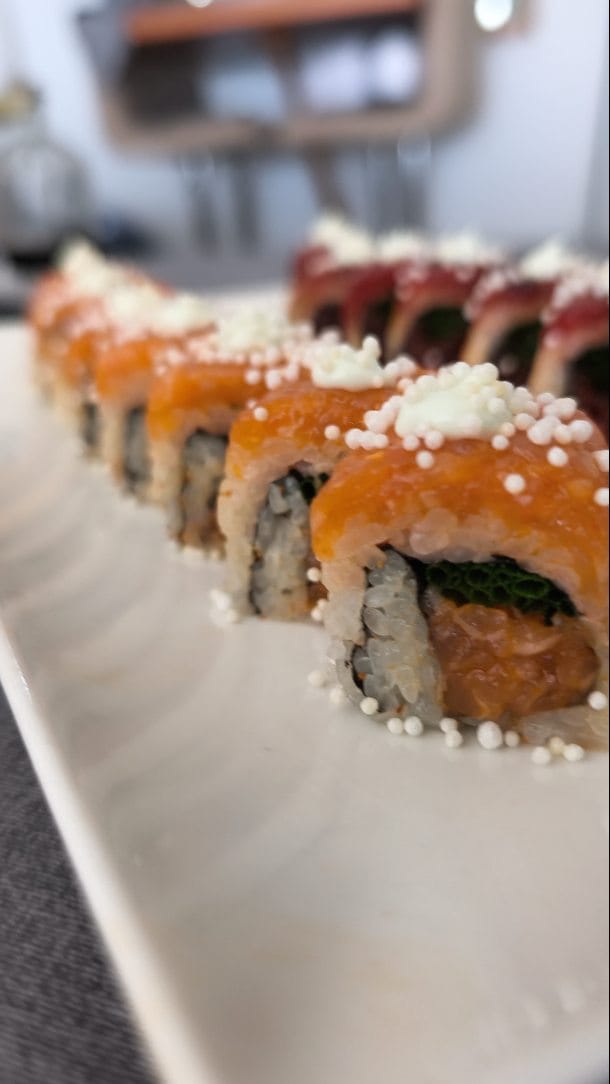 Post 3 by 💙💜 Jose Cano 🍣 on Instagram (video)
