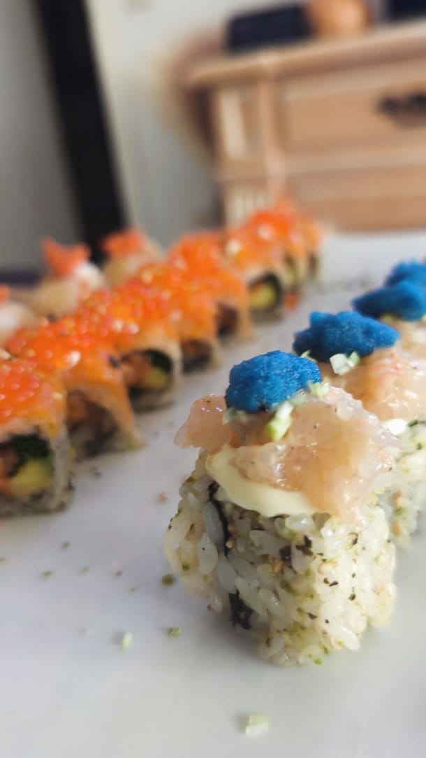 Post 2 by 💙💜 Jose Cano 🍣 on Instagram (video)