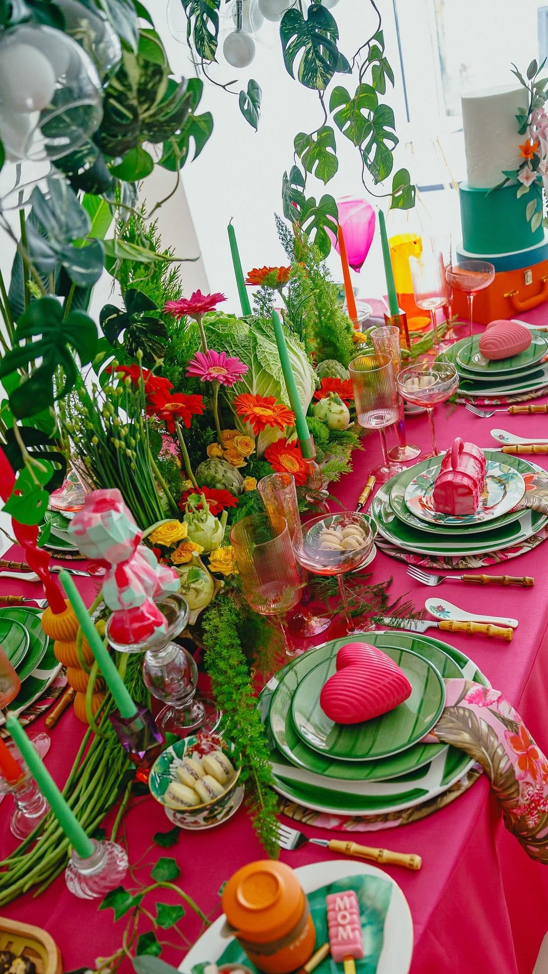 Post 3 by Love Cakes | Chocolatería & Postres on Instagram (video)