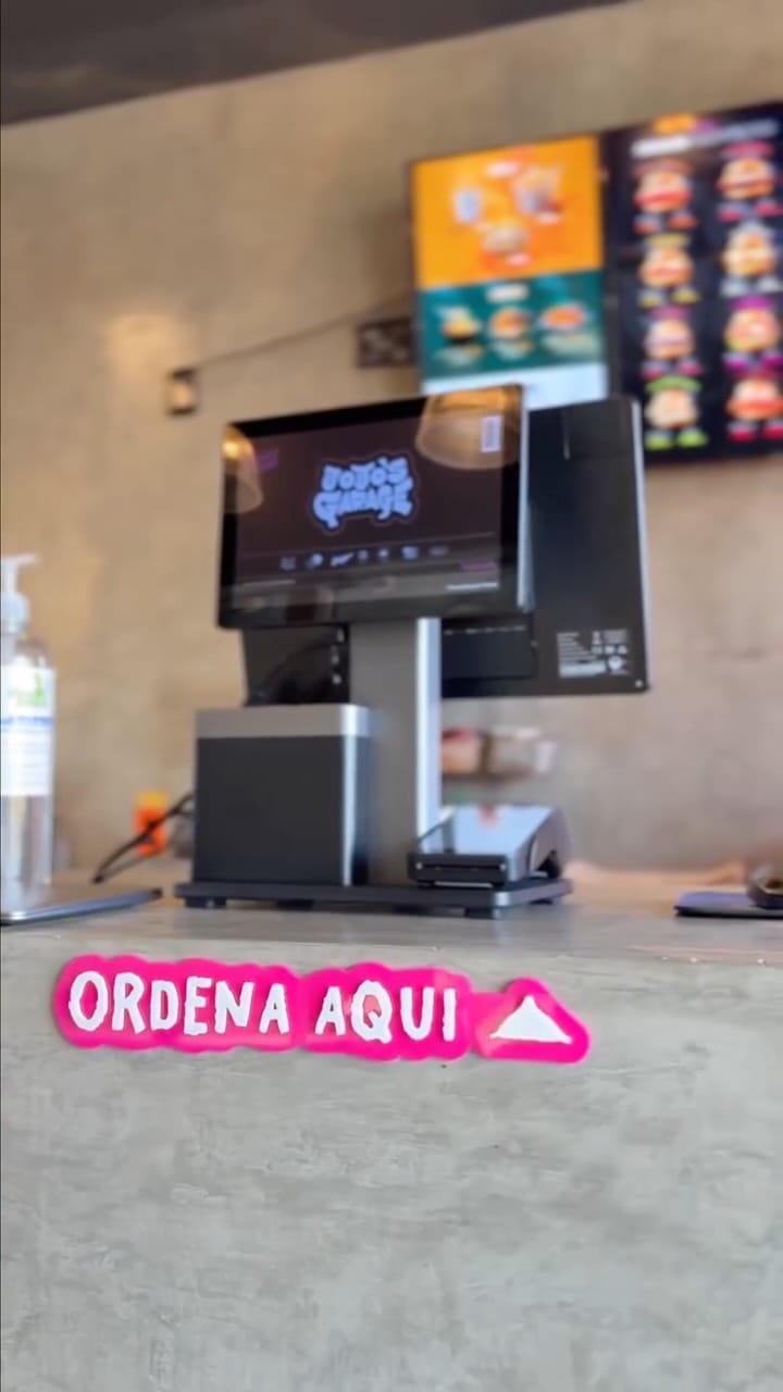 Post 3 by JOJO’s GARAGE HOT CHICKEN on Instagram (video)