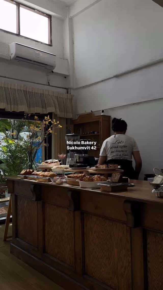 Post 1 by NICOLO BAKERY on Instagram (video)