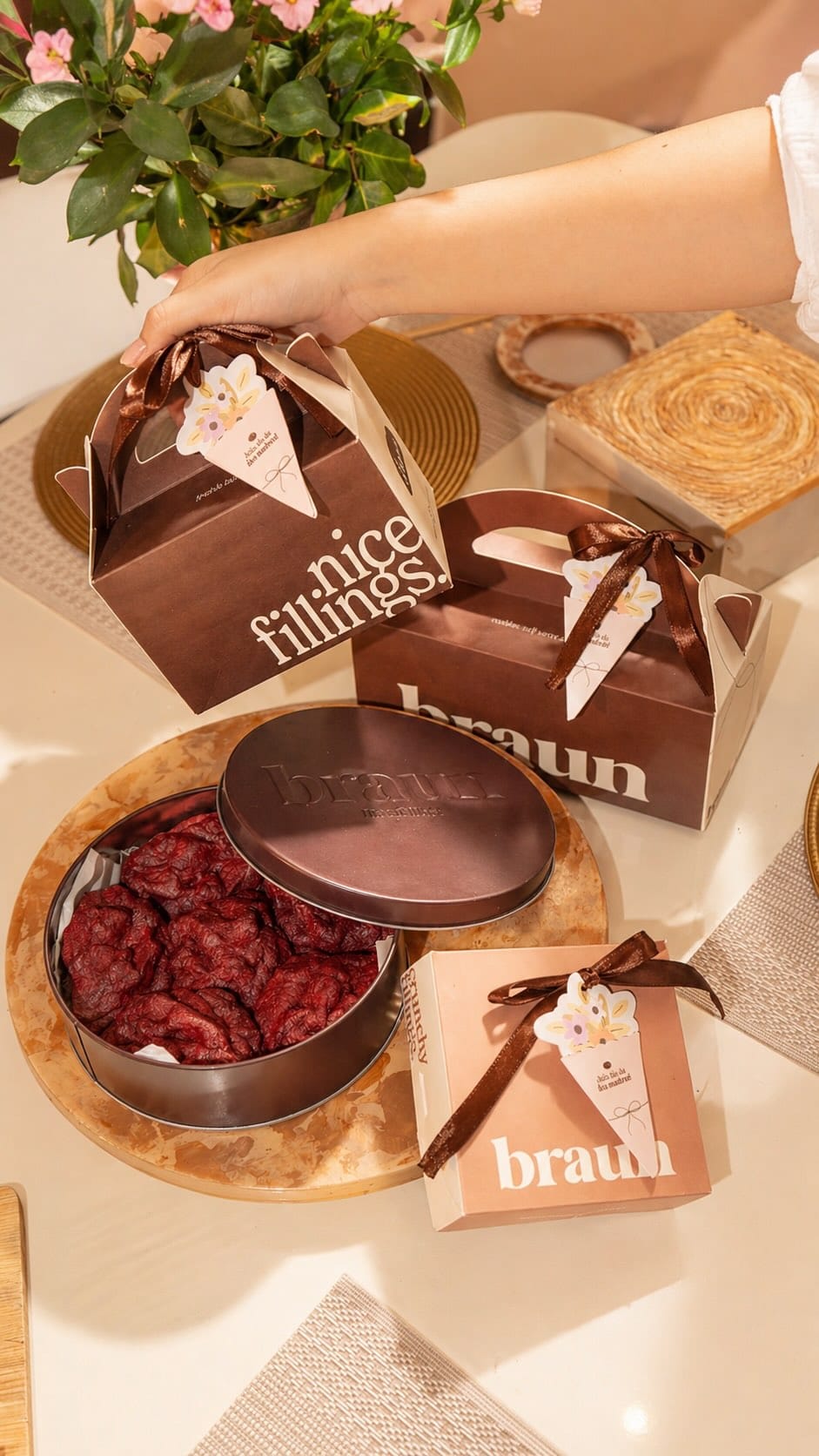 Post 7 by Braun Cookies on Instagram (video)