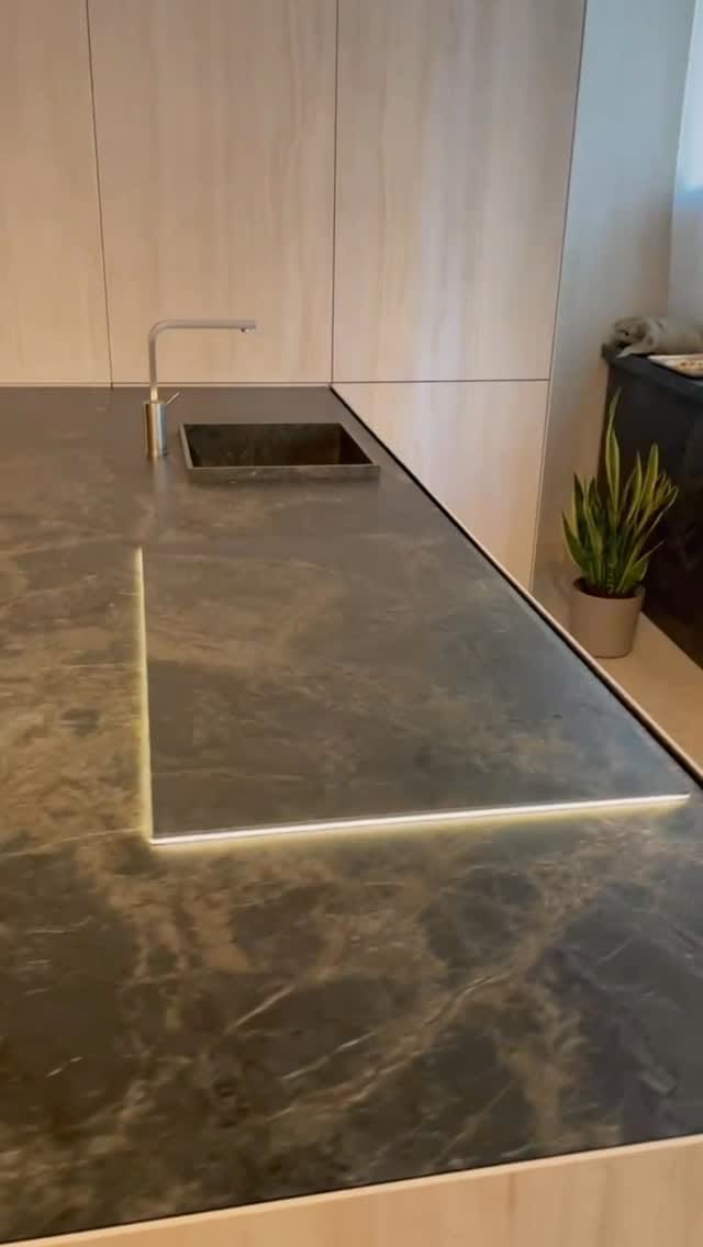 Post 3 by TPBtech Official Page on Instagram (video)