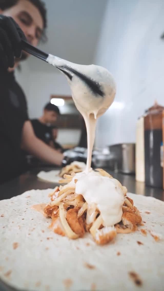Post 5 by TACOS BILI on Instagram (video)