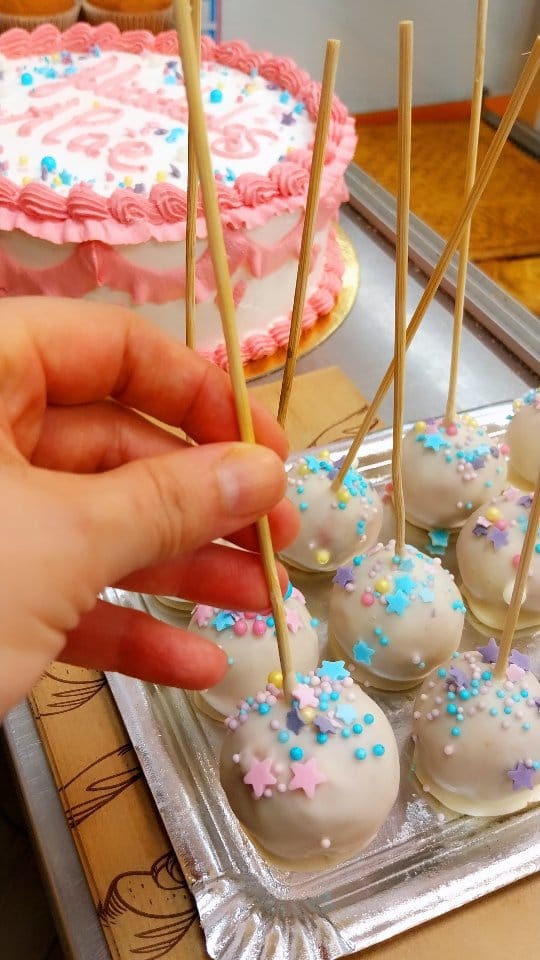 Post 8 by pasteleriayassma on Instagram (video)