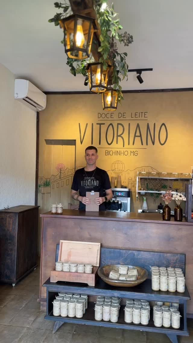 Post 7 by Vitoriano Doces on Instagram (video)