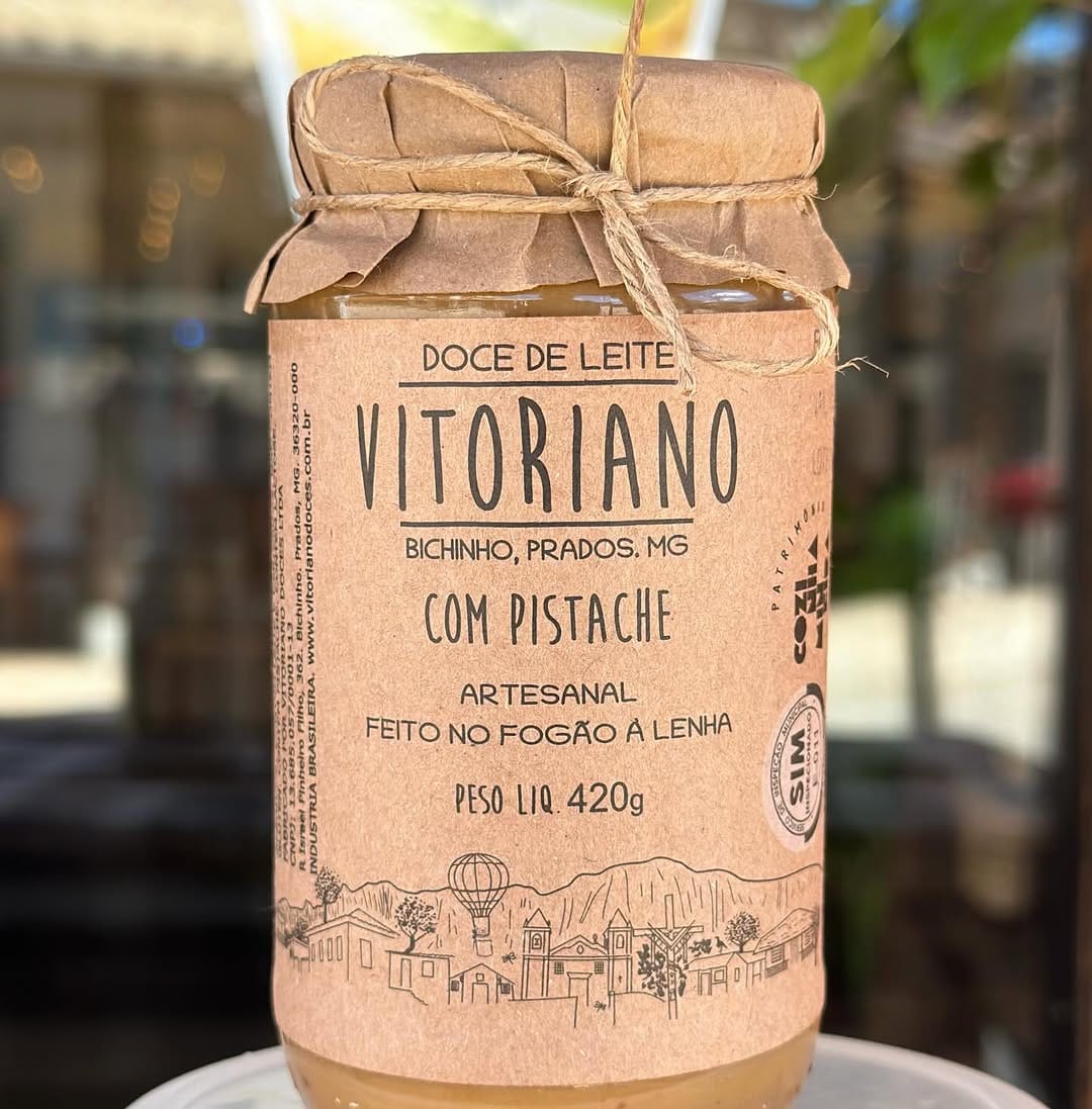 Post 5 by Vitoriano Doces on Instagram (carousel)