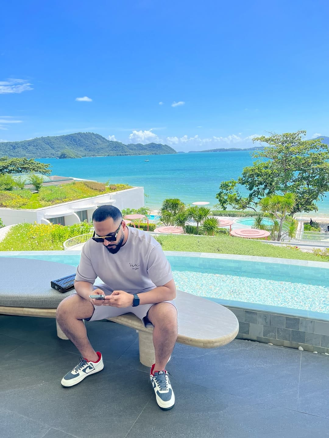 Post 5 by 𝐈𝐃𝐑𝐈𝐒 𝐌𝐀𝐋𝐈𝐊 on Instagram (carousel)