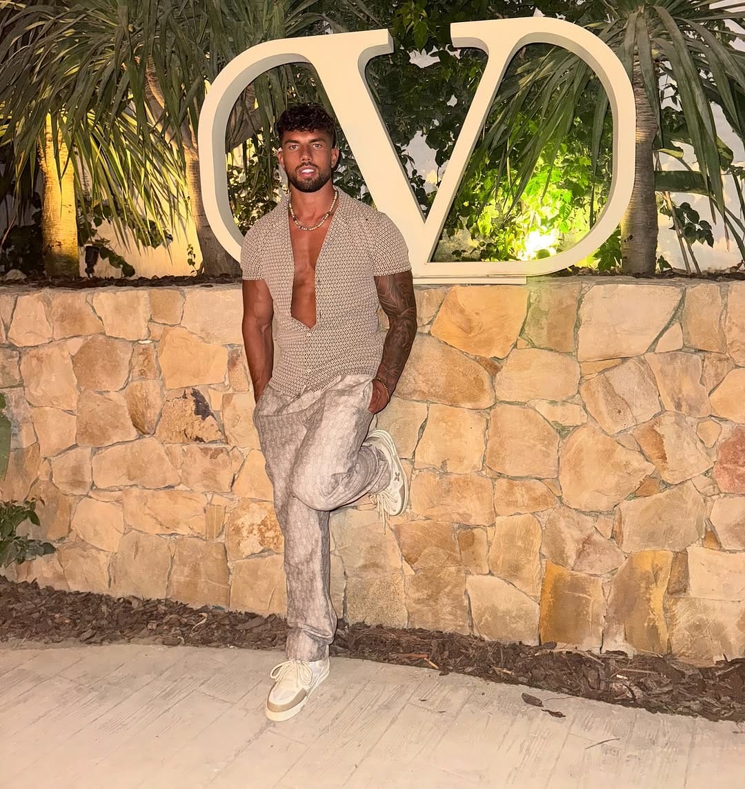 Post 10 by Jack Travers ~ Property & Investment Advisor on Instagram (carousel)