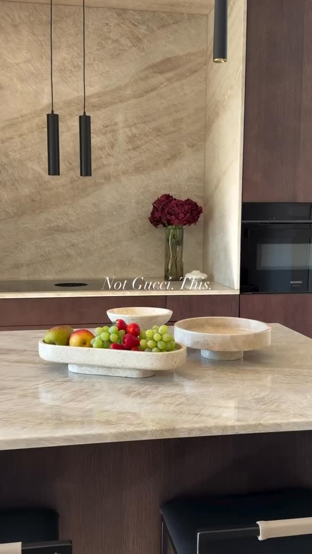 Post 7 by Isabella Biernacka on Instagram (video)