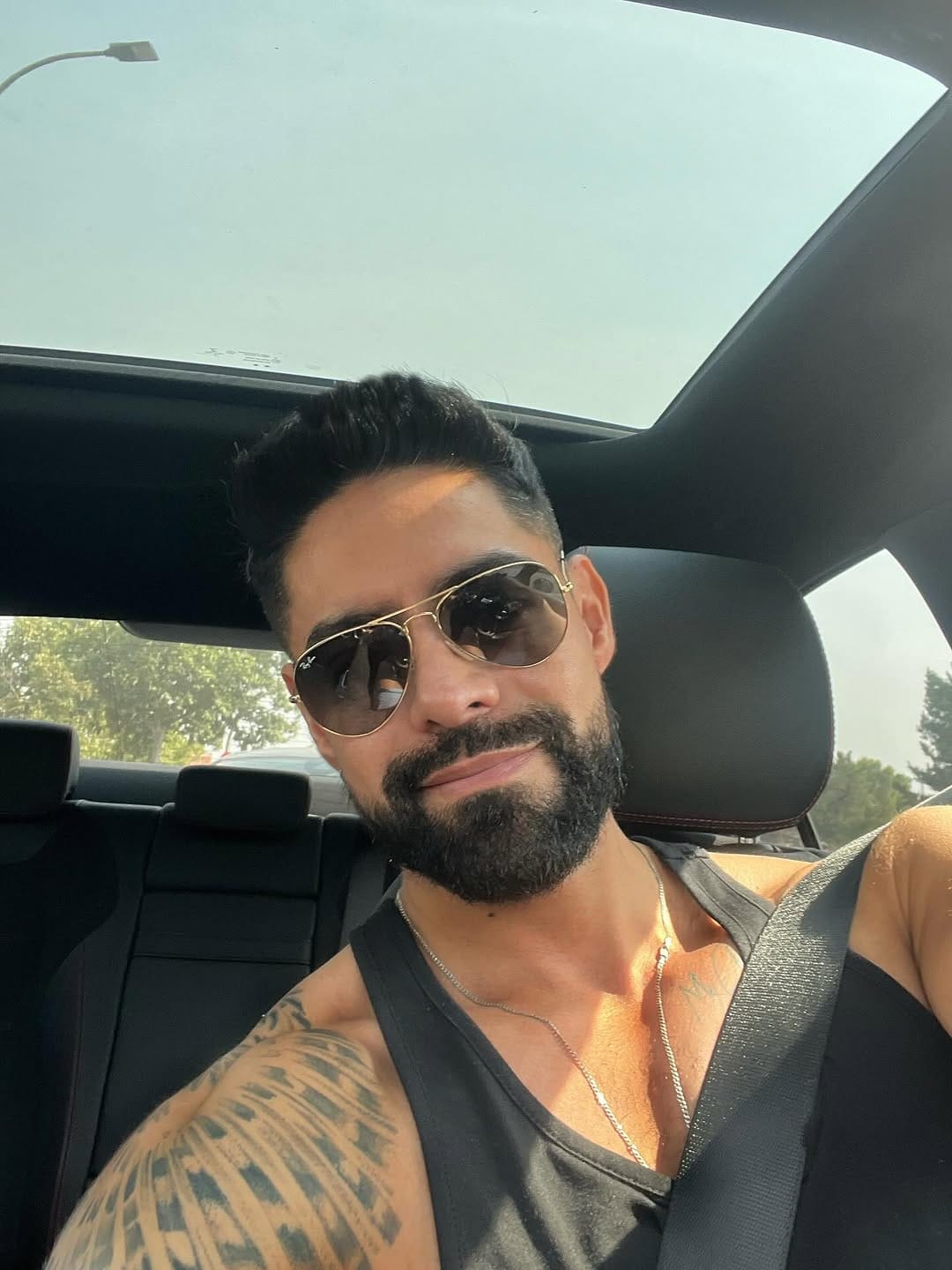 Post 8 by Bobby Vides on Instagram (image)