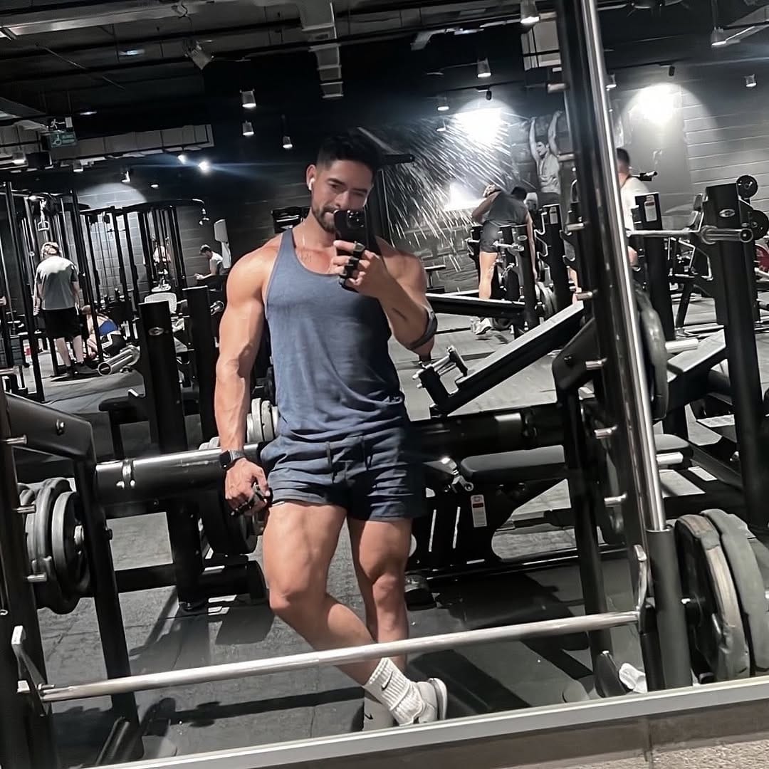 Post 9 by Bobby Vides on Instagram (image)