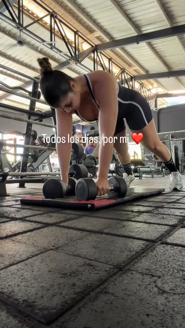 Post 4 by Nore Acevedo on Instagram (video)