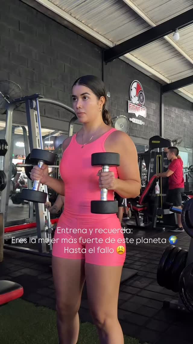 Post 10 by Nore Acevedo on Instagram (video)