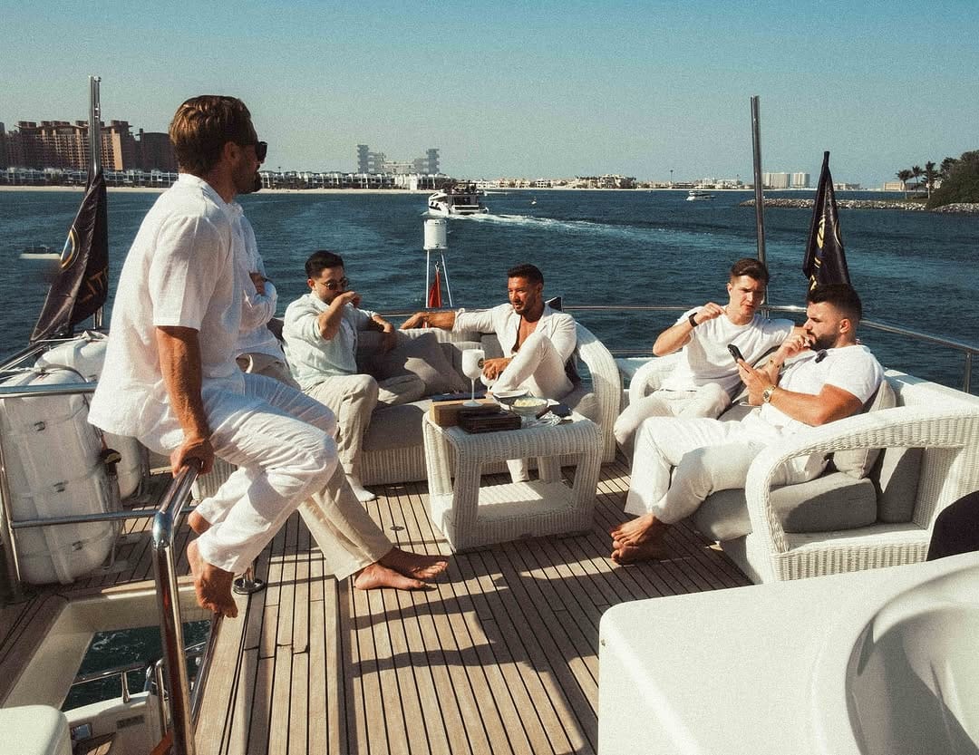 Post 8 by Brook Hiddink on Instagram (carousel)