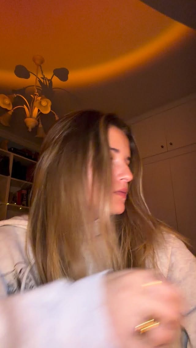 Post 4 by Marta Madrid on Instagram (video)