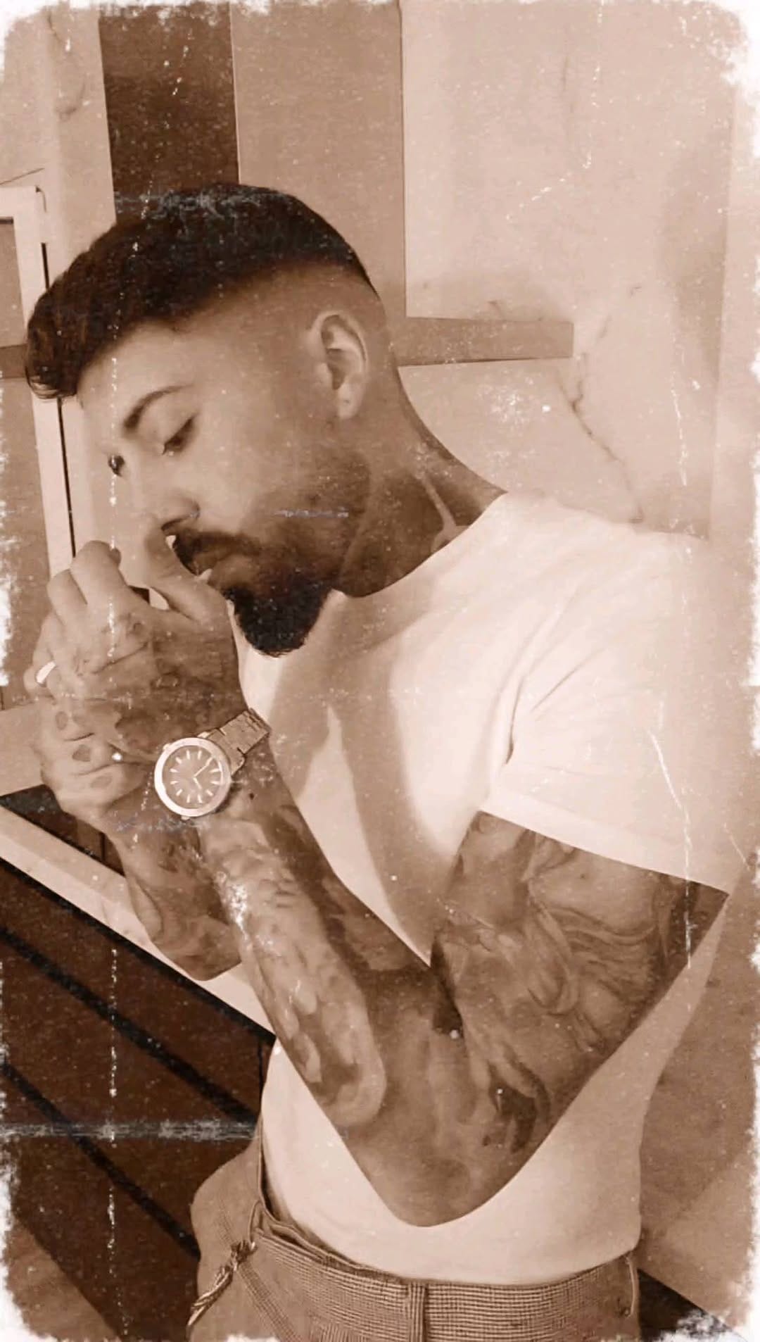 Post 2 by •Cristian Reyes ✨ on Instagram (video)