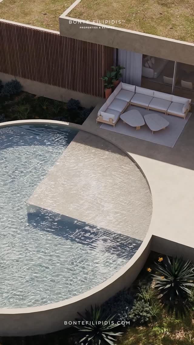 Post 4 by Bonte Filipidis™ on Instagram (video)